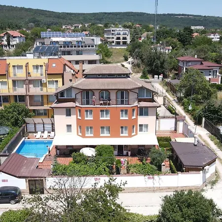 Aurora Guest house